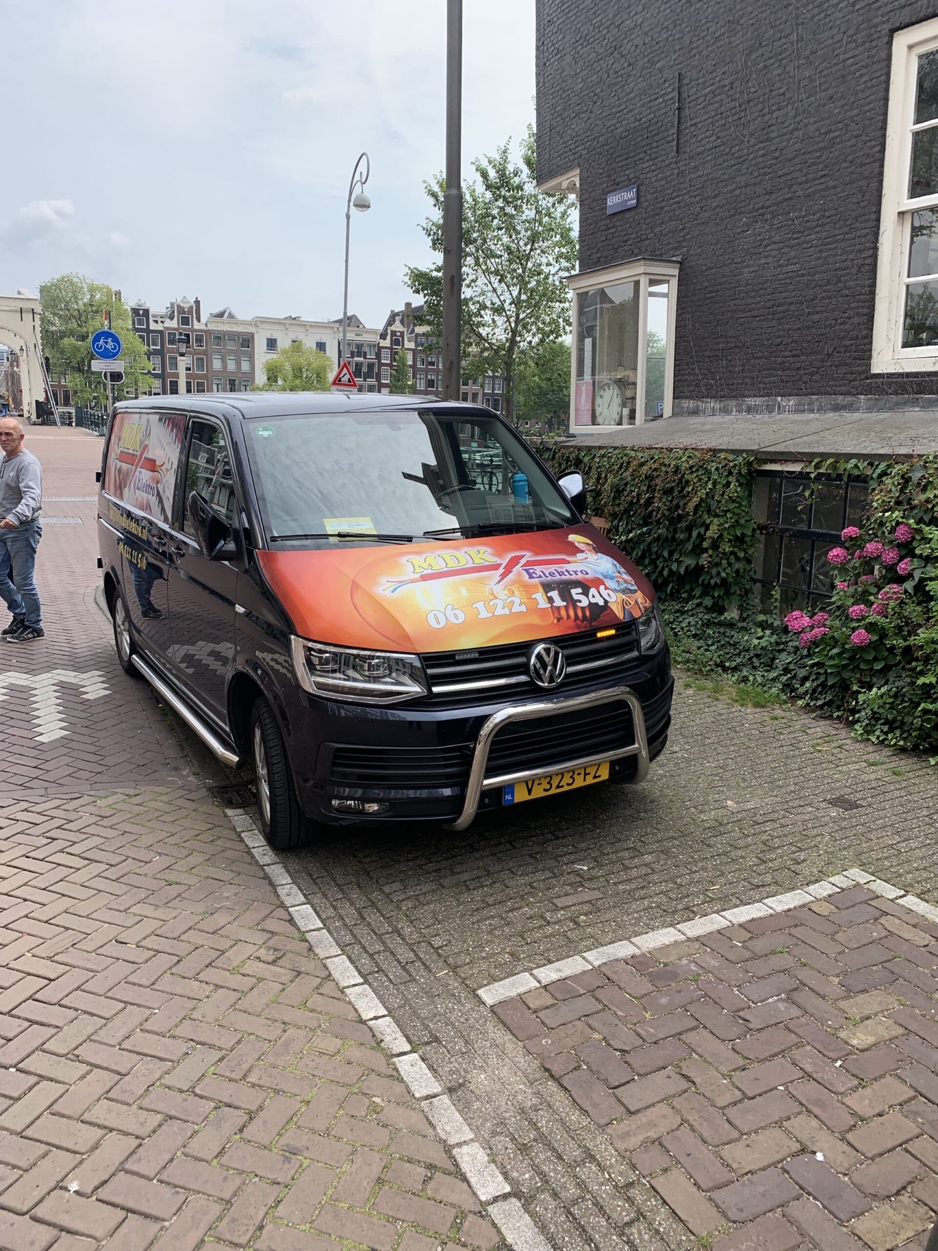 MDK Elektro elektricien Katwijk aan den Rijn elektricien Katwijk aan den Rijn - MDK Elektro bedrijfsbus regio Zuid-Holland